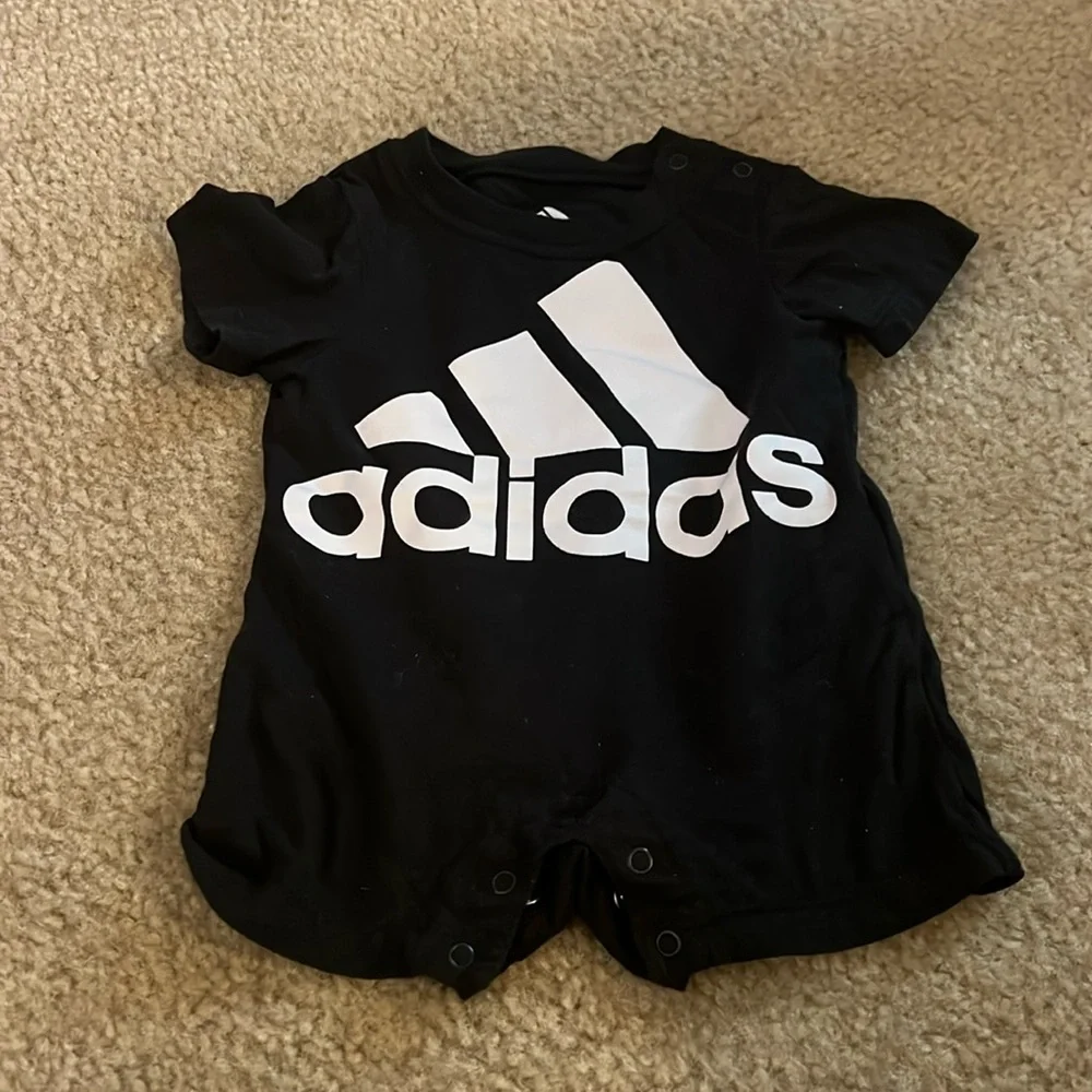 Adidas one piece - Picture 1 of 3